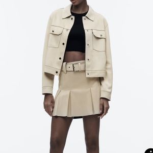 Zara tan faux suede pleated mini skirt size xs